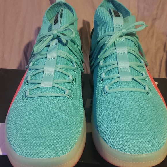 Puma - Picture 2 of 3